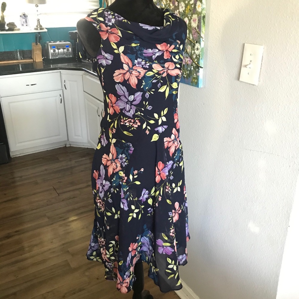BRAND NEW Robbie Bee MIDI Dress